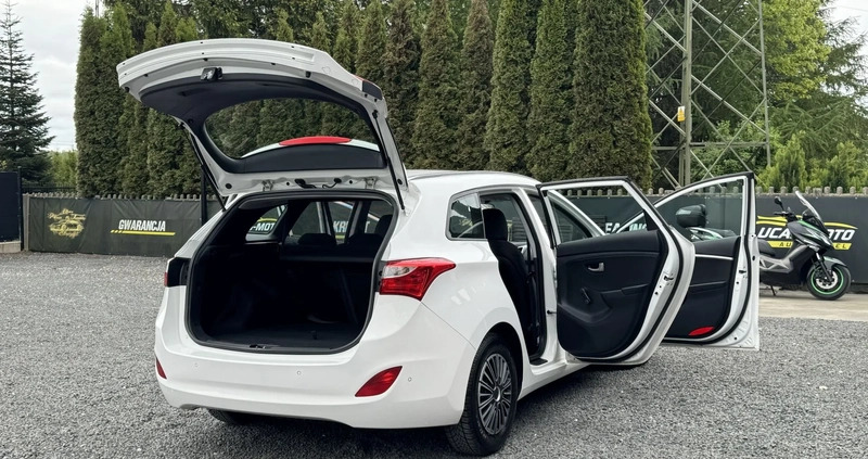 Hyundai I30 cena 34900 przebieg: 149000, rok produkcji 2014 z Praszka małe 742